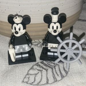 Lego Black and White Mickey and Minnie Mouse Figures